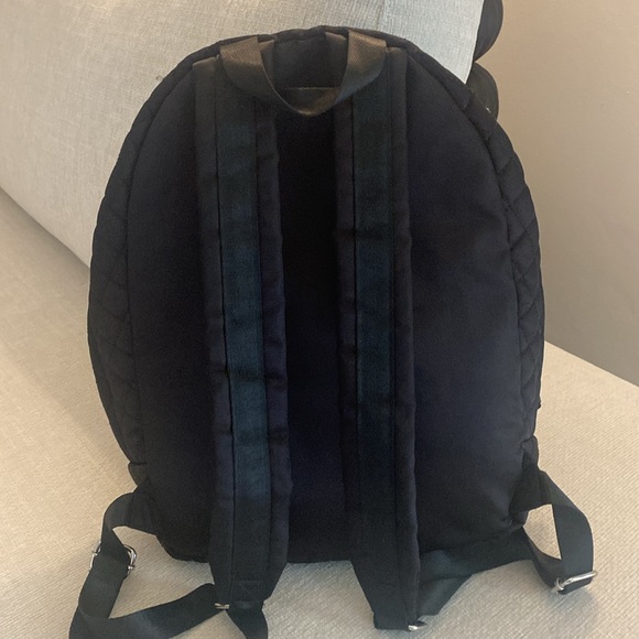 Quilted black backpack-New - Picture 3 of 8
